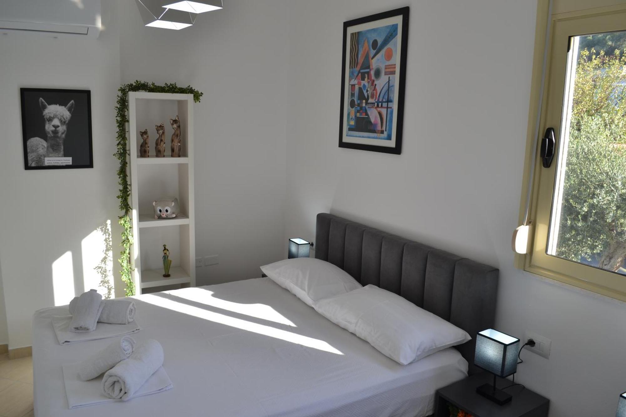 Seaview Gateway 2 Bedrooms Apartment & Garage Vlore Exterior photo