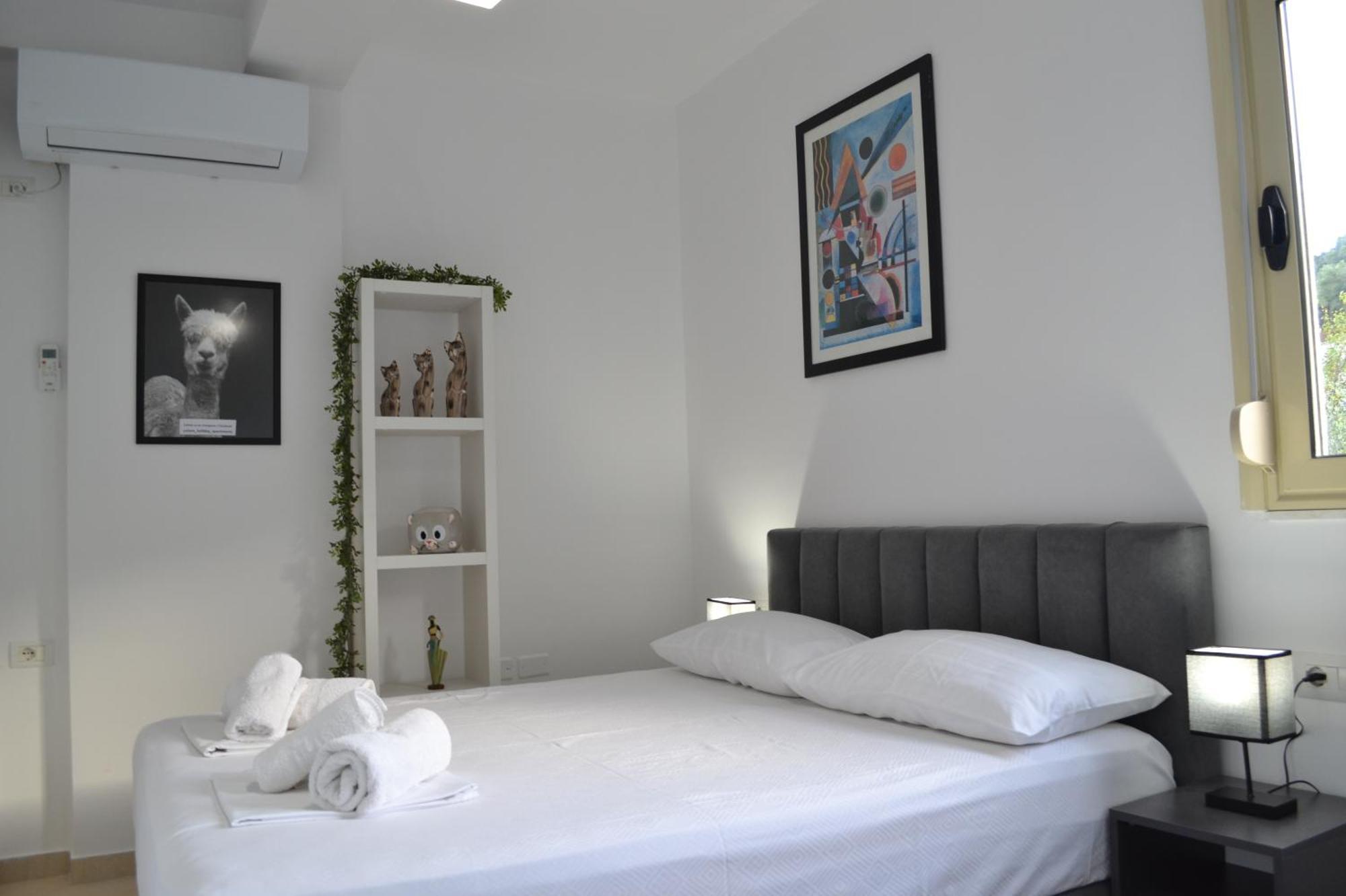 Seaview Gateway 2 Bedrooms Apartment & Garage Vlore Exterior photo