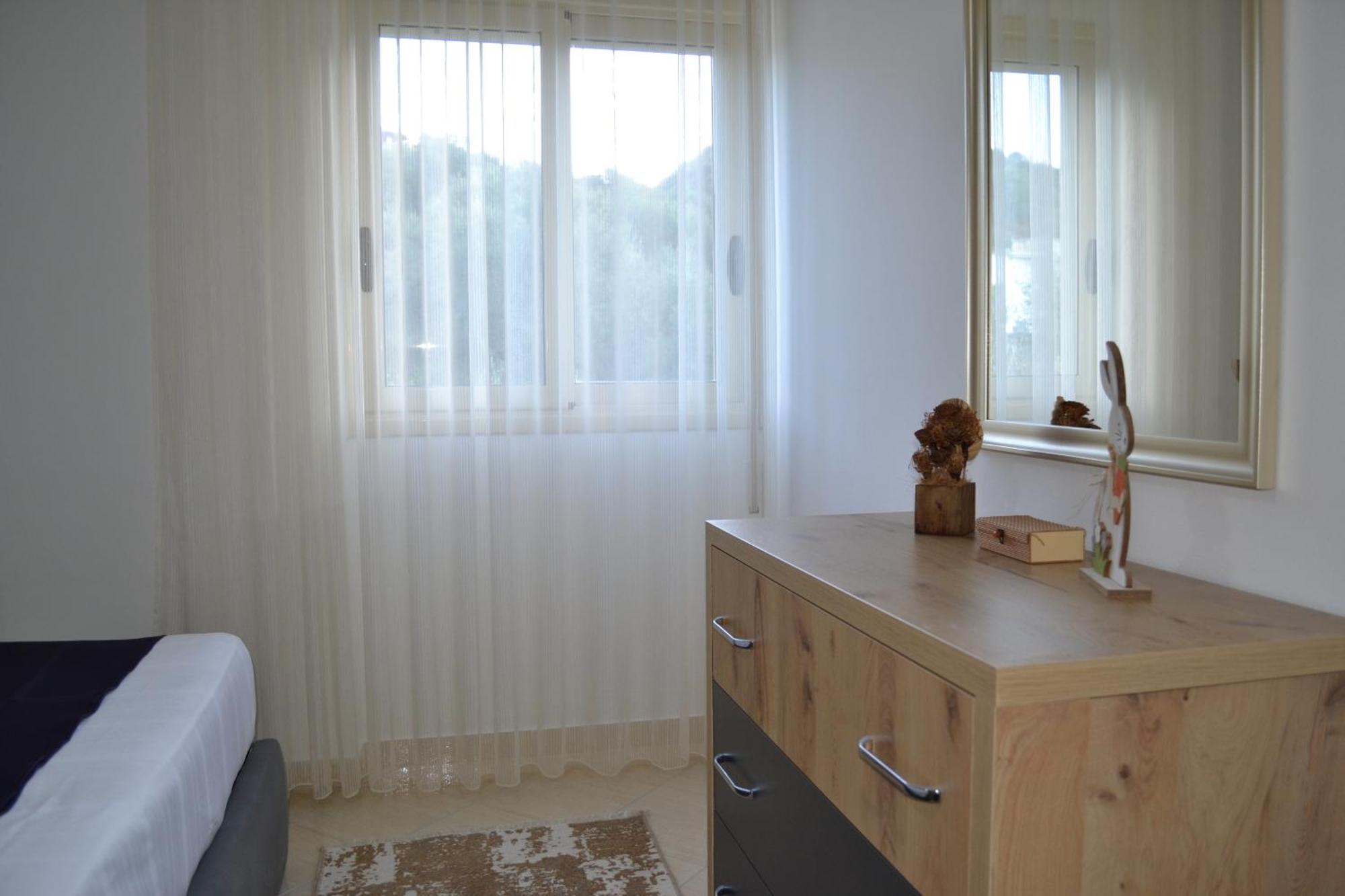 Seaview Gateway 2 Bedrooms Apartment & Garage Vlore Exterior photo